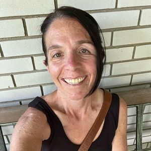 Meet your Posher, Gillian